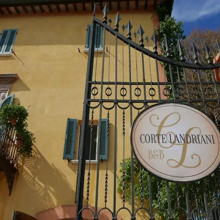 Corte Landriani Bed & Breakfast Montefelcino