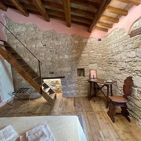 Corte Landriani 3*