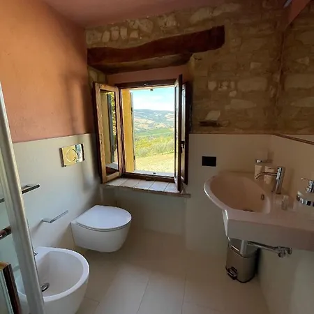 לינה וארוחת בוקר Corte Landriani Montefelcino