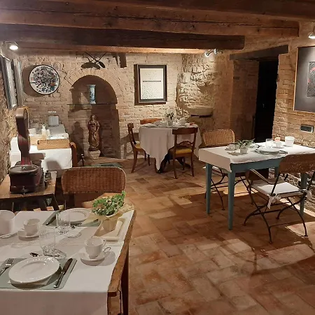 Corte Landriani Montefelcino