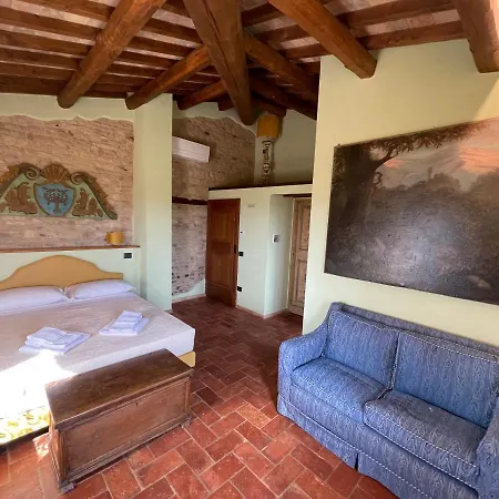 Corte Landriani 3* Montefelcino