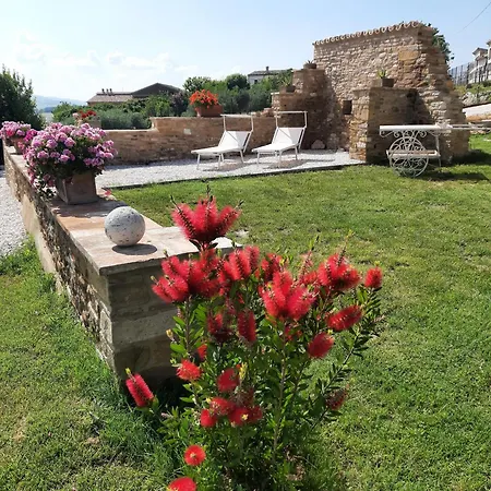 Bed & Breakfast Corte Landriani Montefelcino