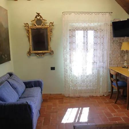 Couette-café Corte Landriani 3*