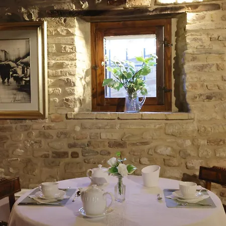 ベッド・アンド・ブレックファスト Corte Landriani 3*