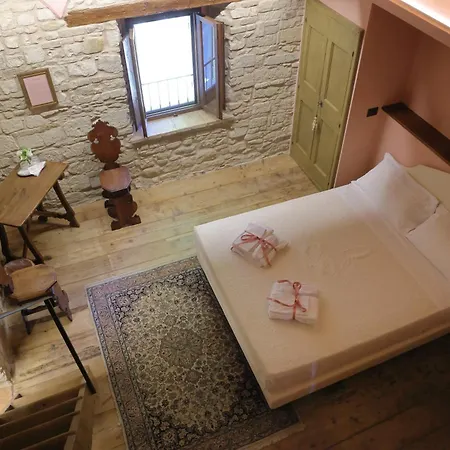 ベッド・アンド・ブレックファスト Corte Landriani Montefelcino