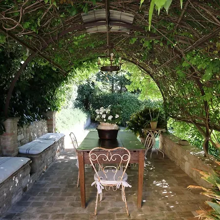 Corte Landriani ベッド・アンド・ブレックファスト 3*